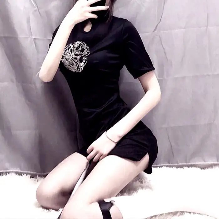 圣山村谜局